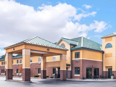 Days Inn By Wyndham Brewerton/ Syracuse Near Oneida Lake Exterior foto